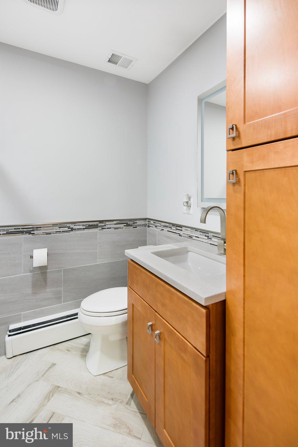 COLESVILLE OUTSIDE - Residential