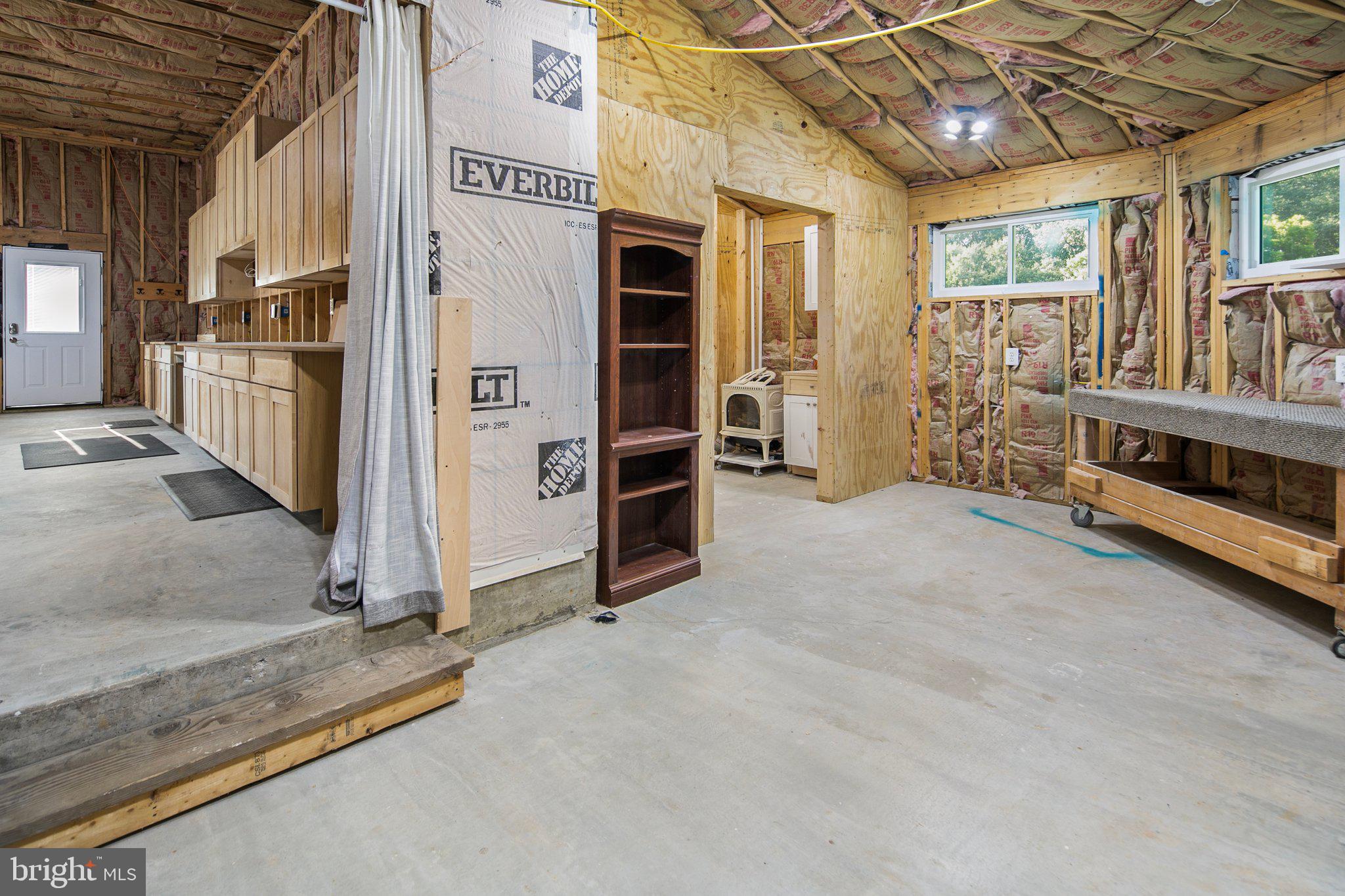 COLESVILLE OUTSIDE - Residential