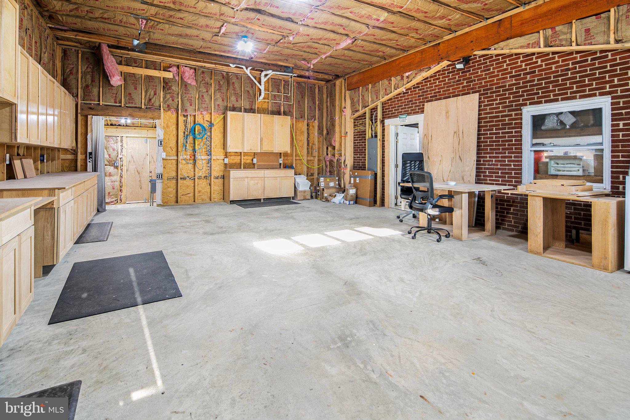 COLESVILLE OUTSIDE - Residential