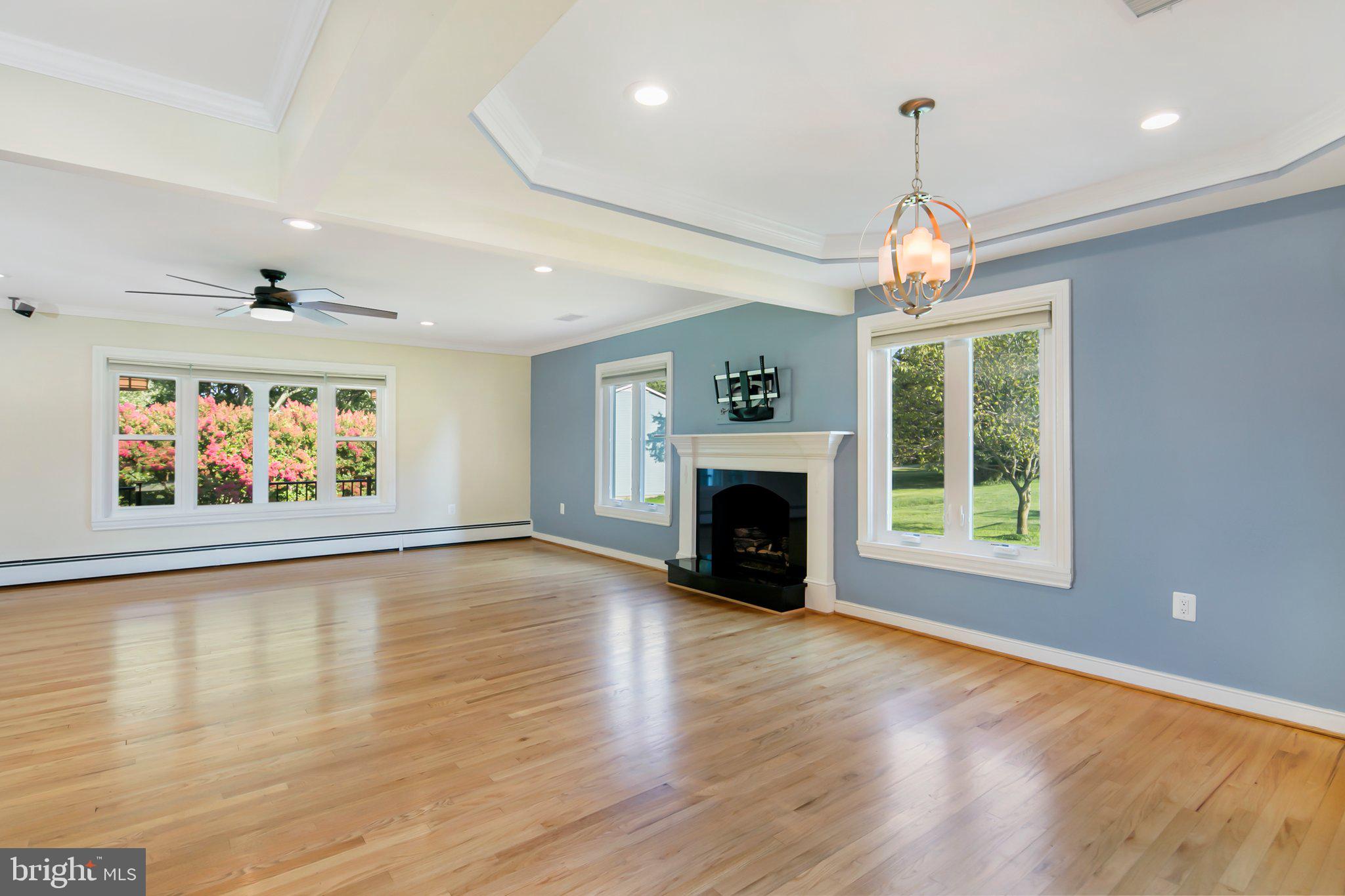 COLESVILLE OUTSIDE - Residential