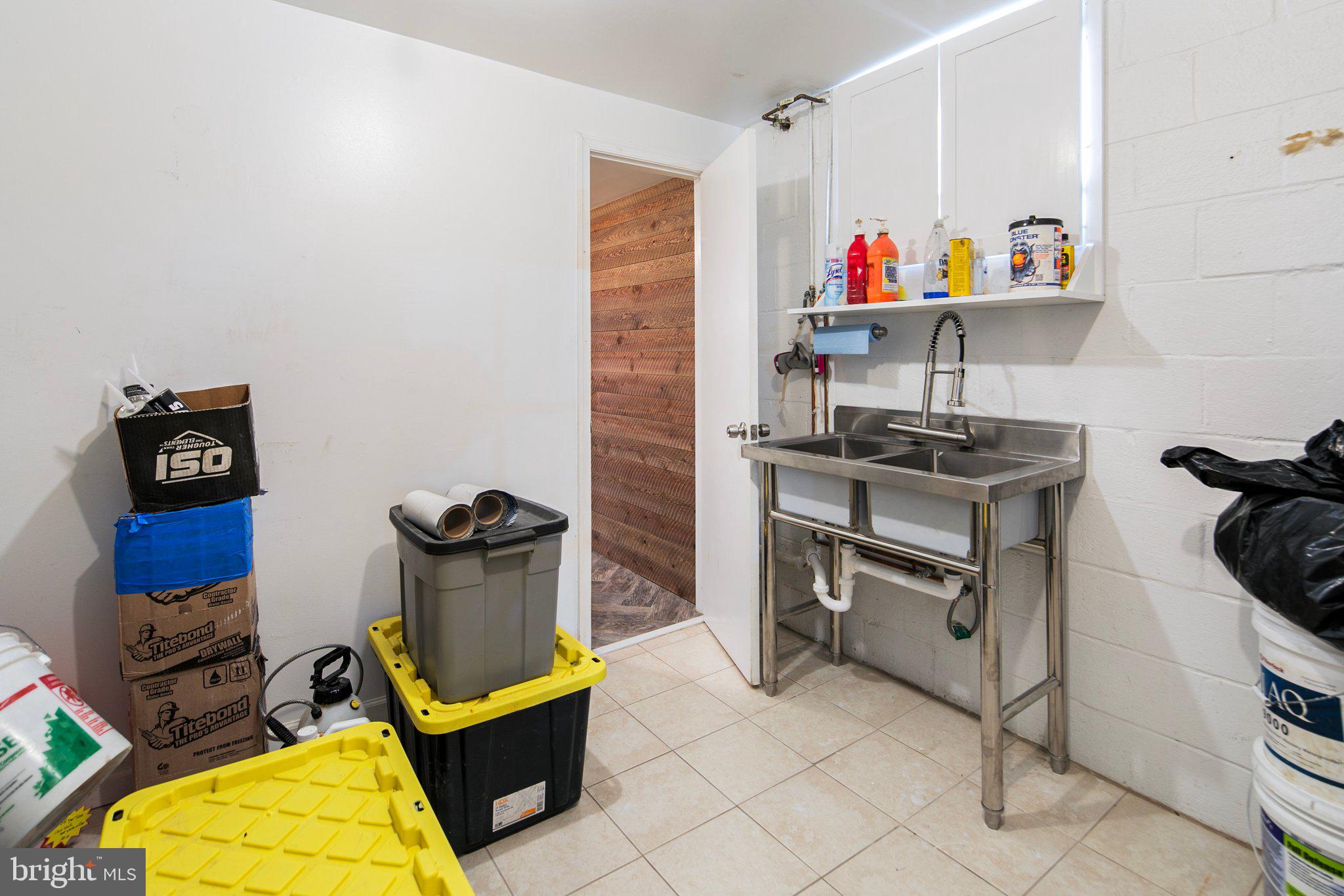 COLESVILLE OUTSIDE - Residential