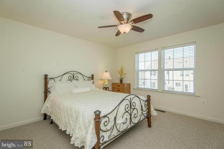 EASTGATE SQUARE - Residential Lease