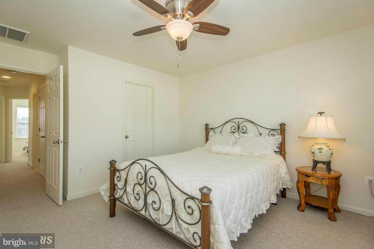 EASTGATE SQUARE - Residential Lease