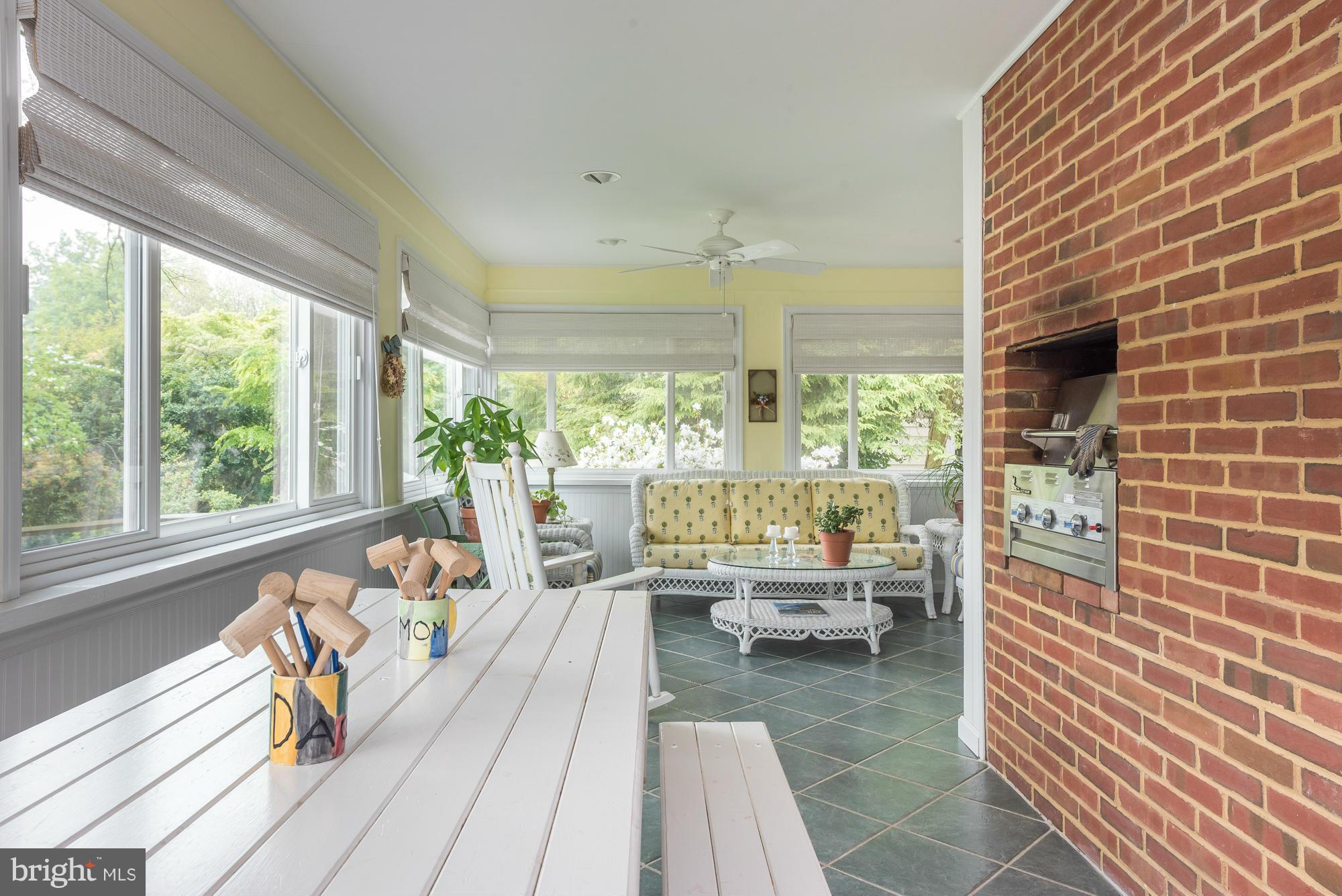 PENDENNIS MOUNT - Residential