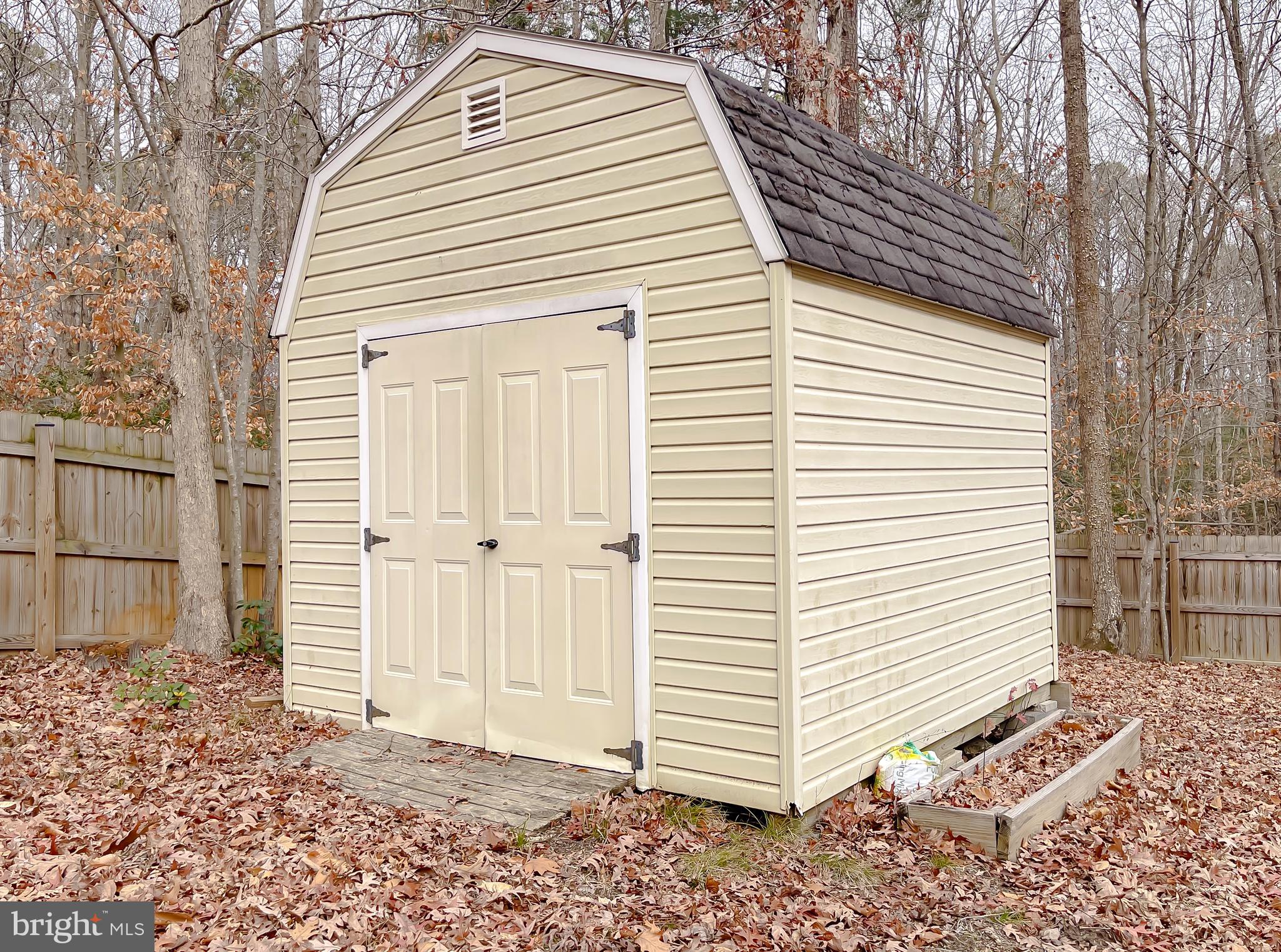 THE SOUNDINGS - Residential