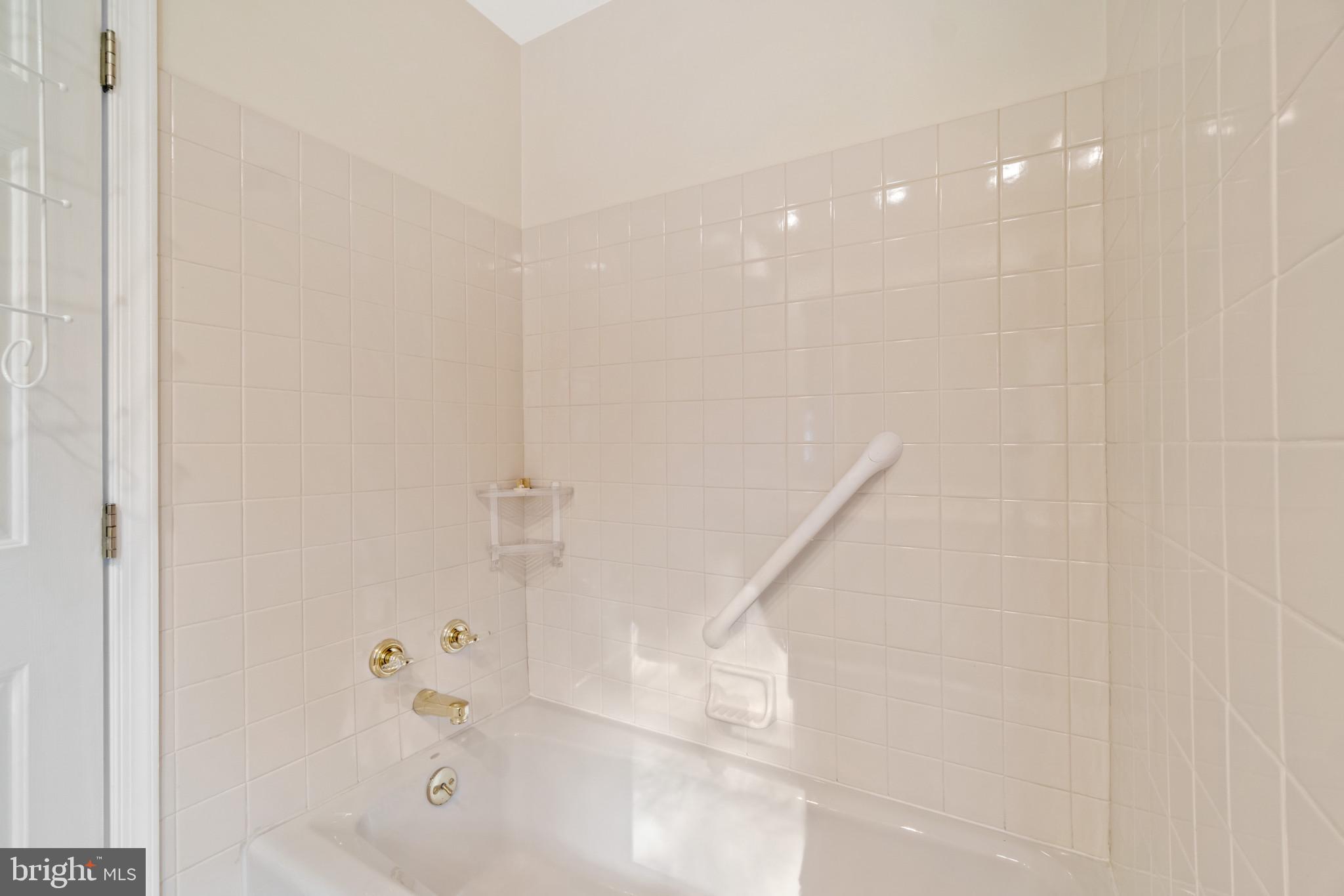 MIDDLEBOROUGH - Residential