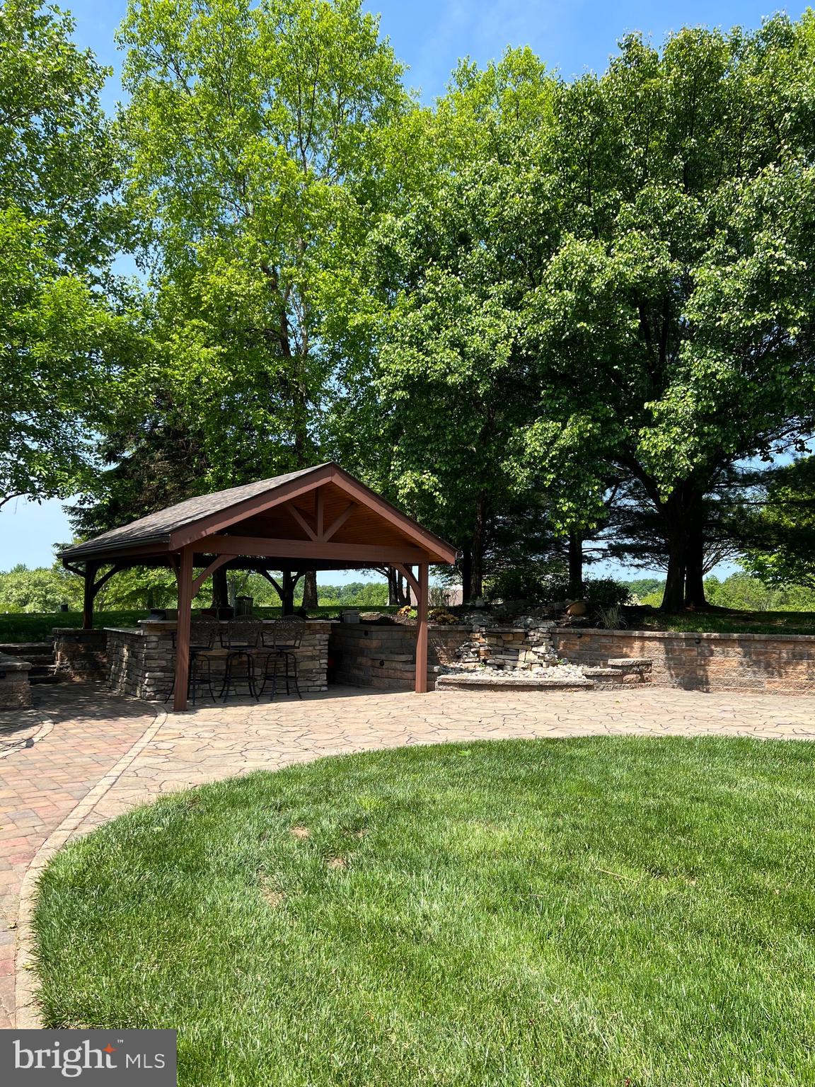 200 POTOMAC COURT