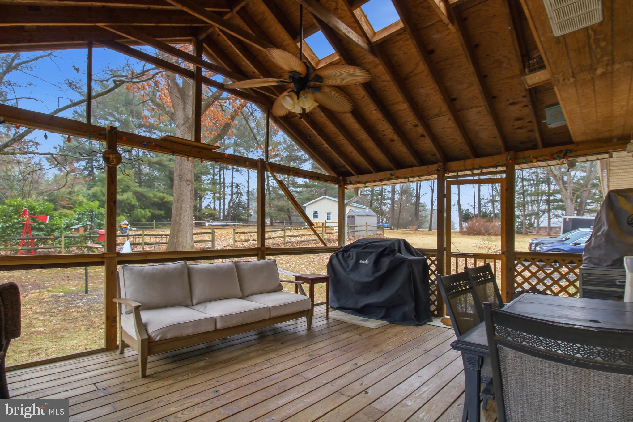 HUNTER GREEN - Residential