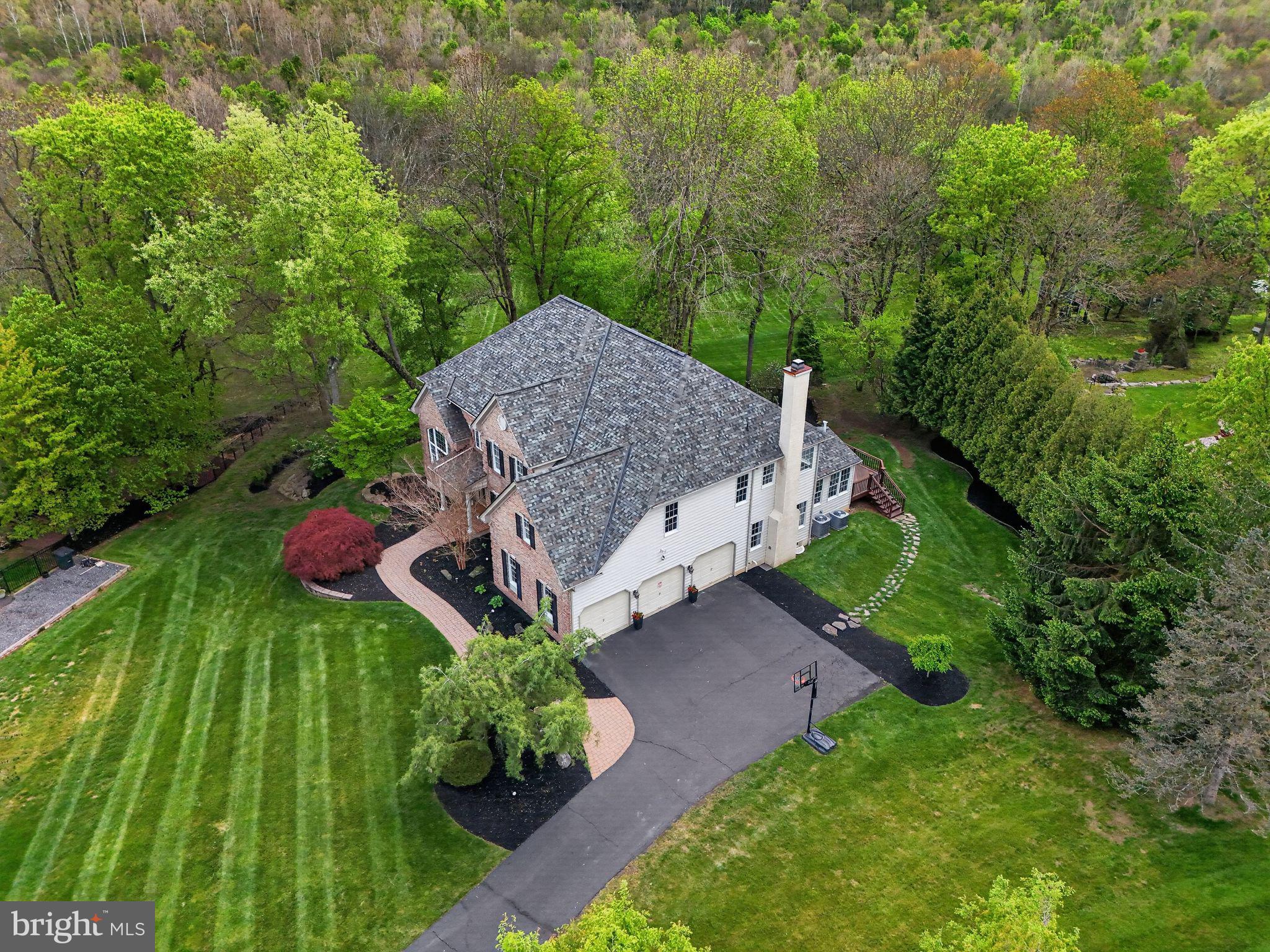 1860 POWDERHORN COURT