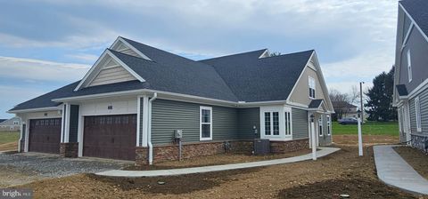 221 BELLARIDE LANE 68 MILLERSVILLE PA 17551