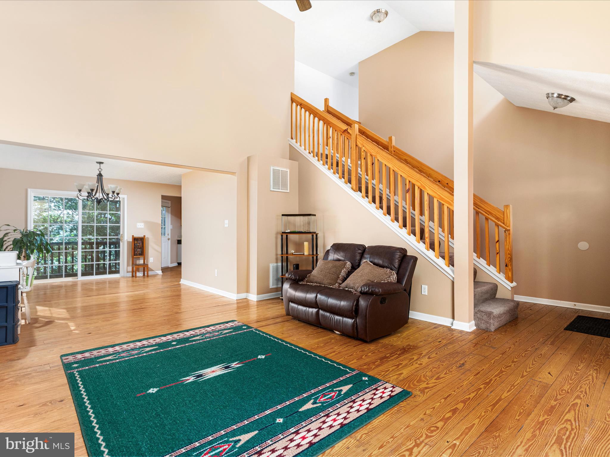139 MAPLE AVENUE