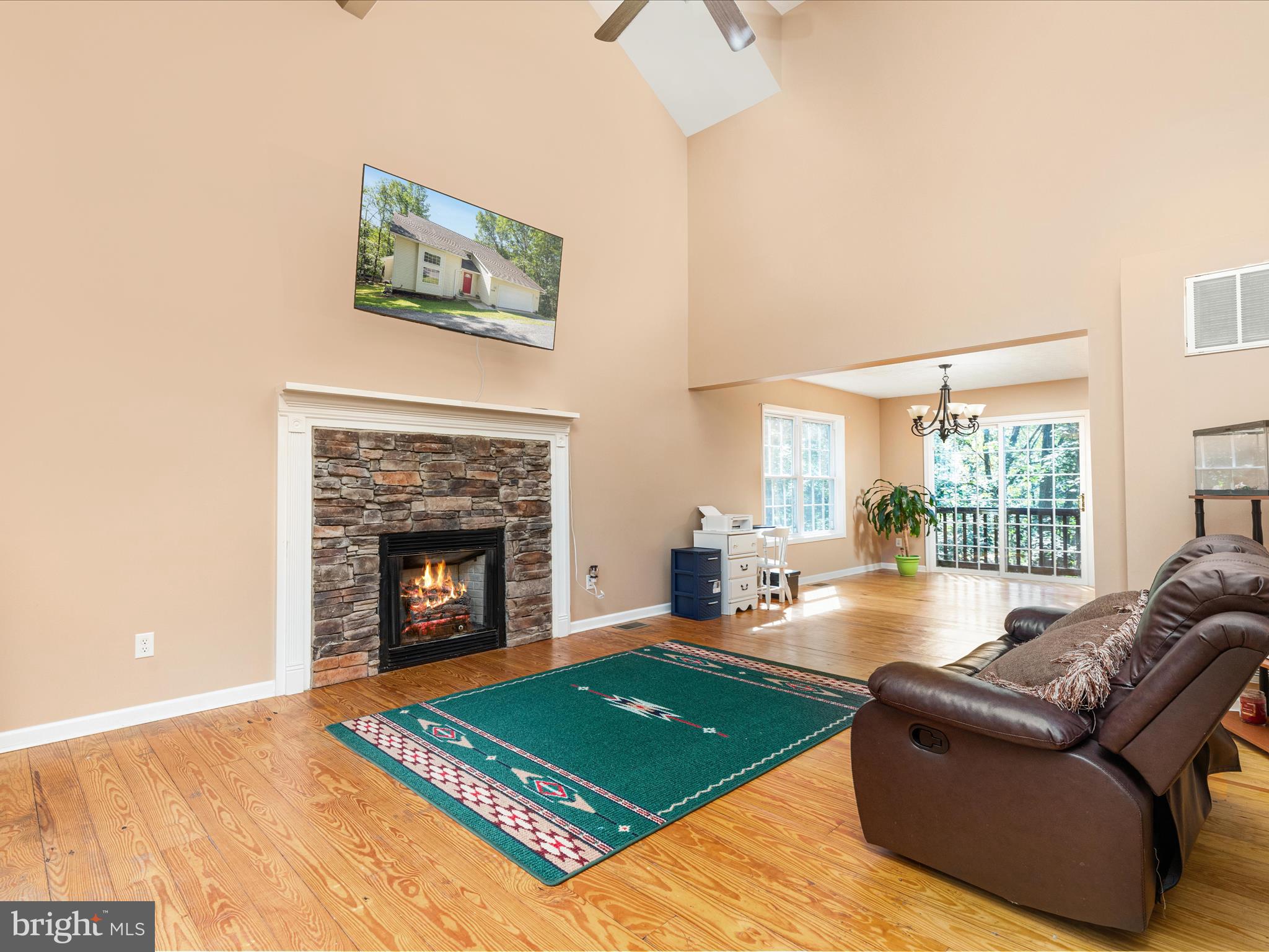 139 MAPLE AVENUE