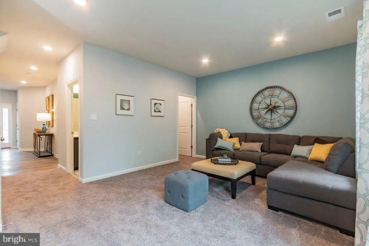 2261 KELSTON PLACE