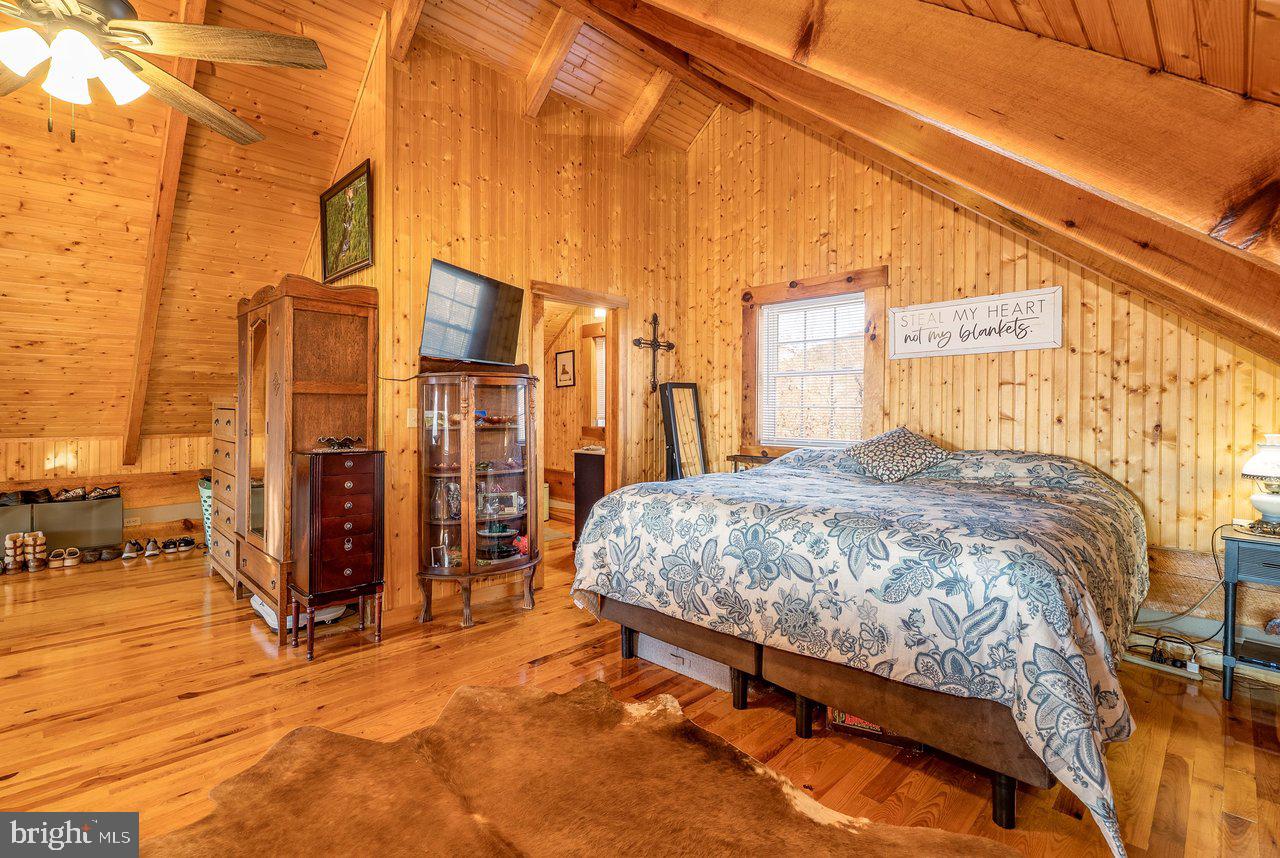 POTOMAC VALLEY OVERLOOK - Residential