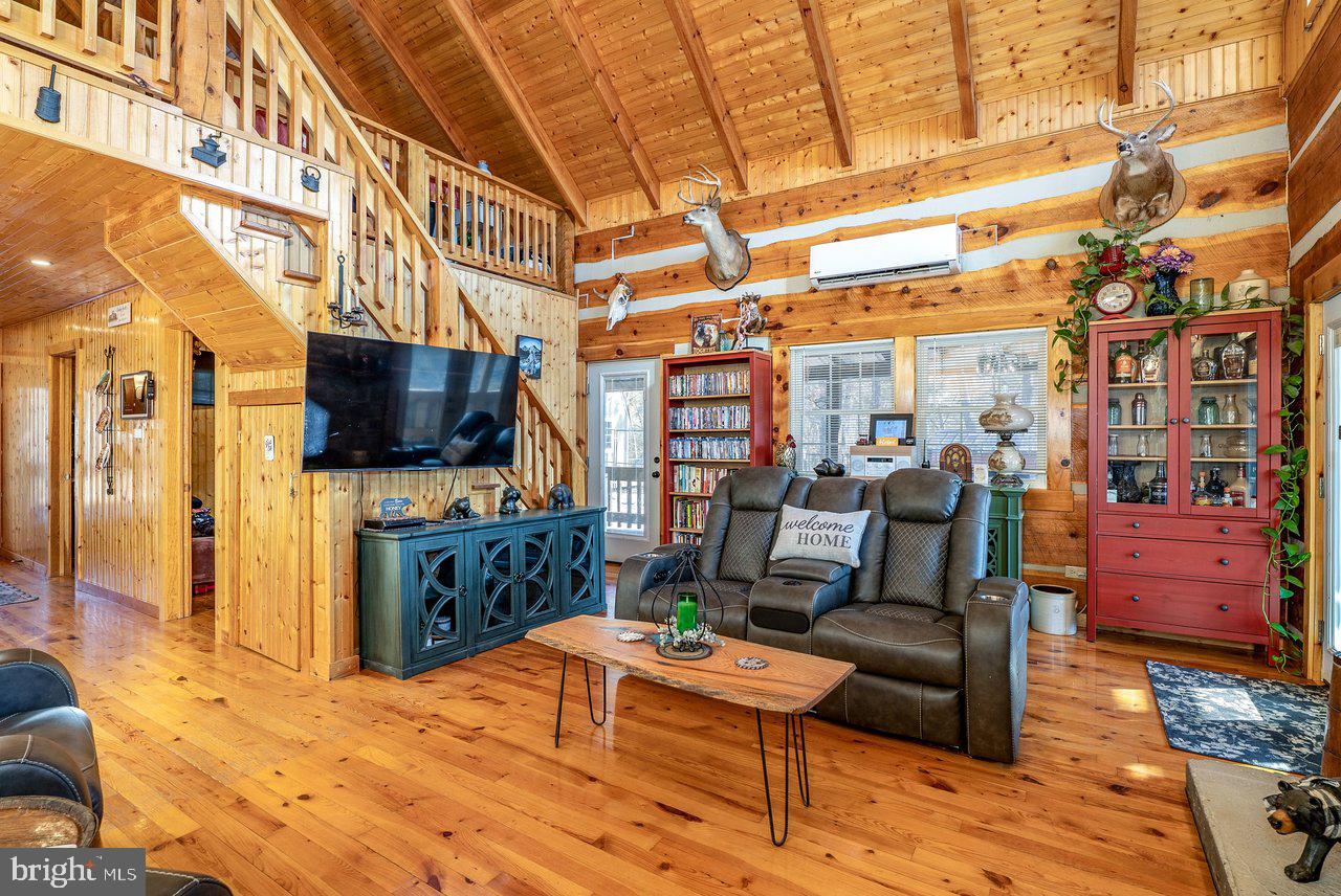 POTOMAC VALLEY OVERLOOK - Residential