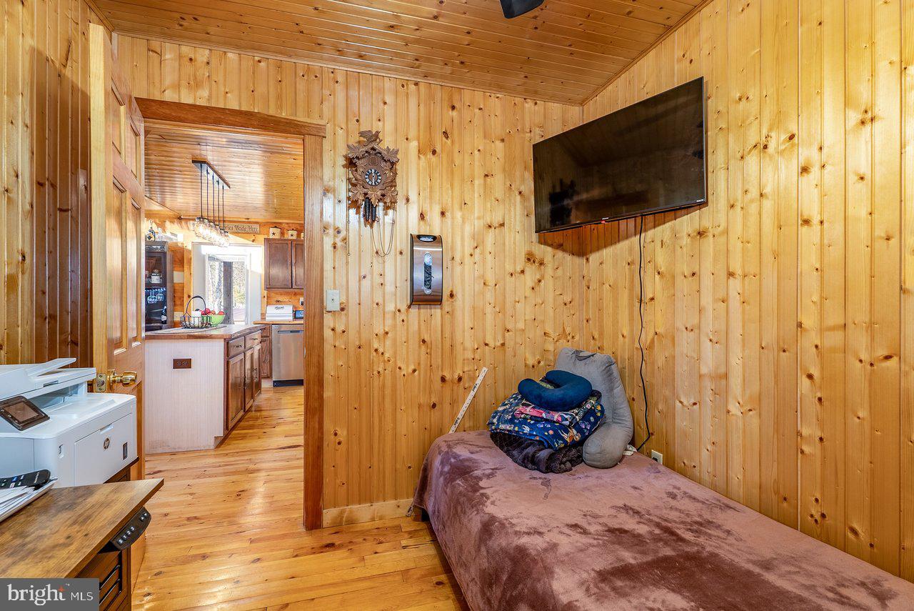 POTOMAC VALLEY OVERLOOK - Residential