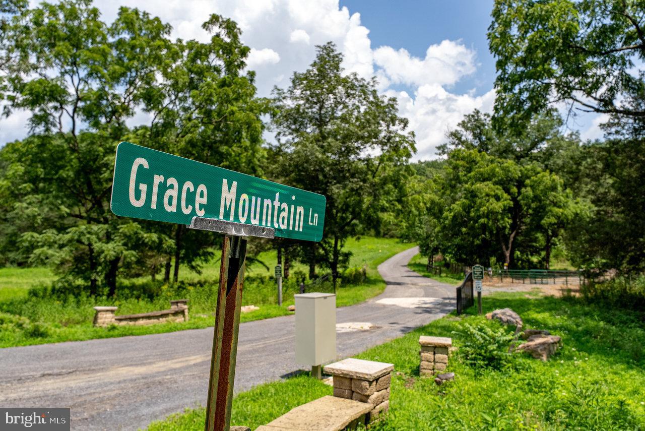 POTOMAC VALLEY OVERLOOK - Residential