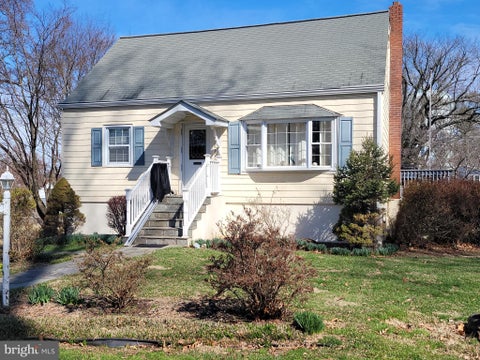 Homes For Sale - 407 Anderson Avenue<br/> ROCKVILLE, MD 20850