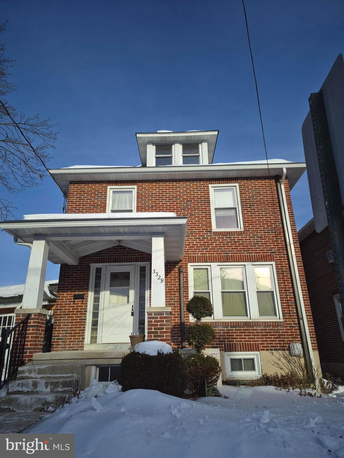 3329 MONTCLARE STREET