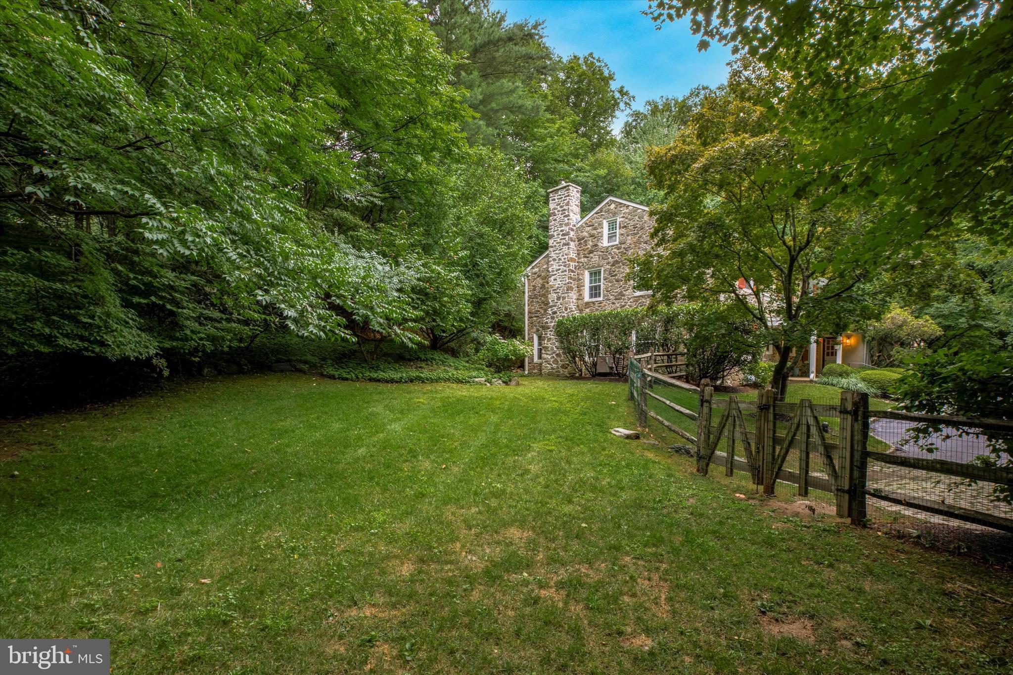 BRYN MAWR - Residential