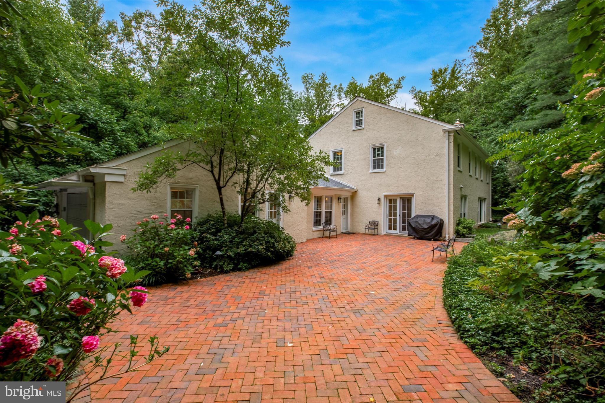 BRYN MAWR - Residential