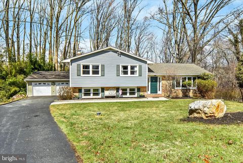 1504 GROVETON COURT FALLSTON MD 21047