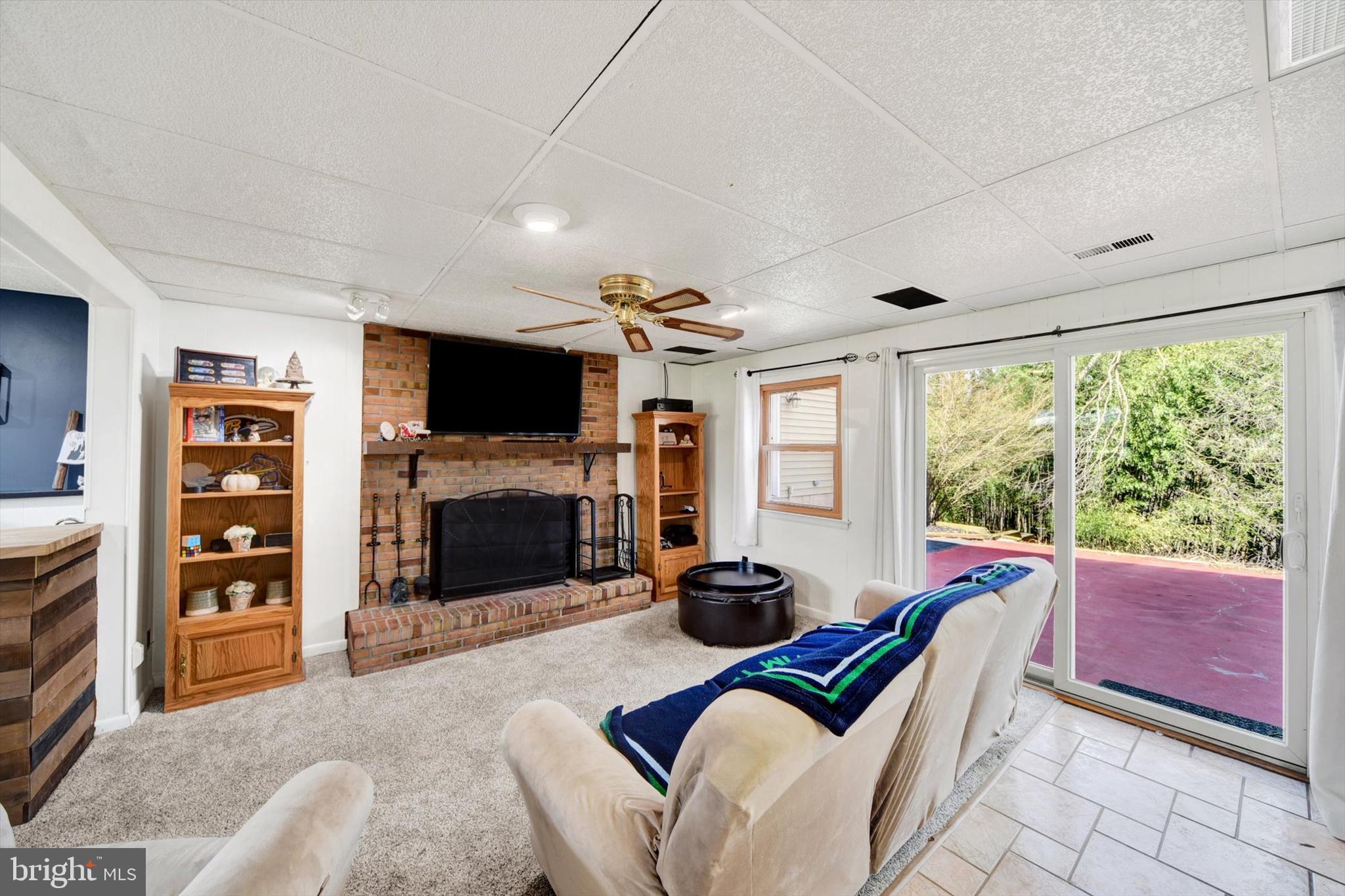 VILLAGE CARRS MILL - Residential