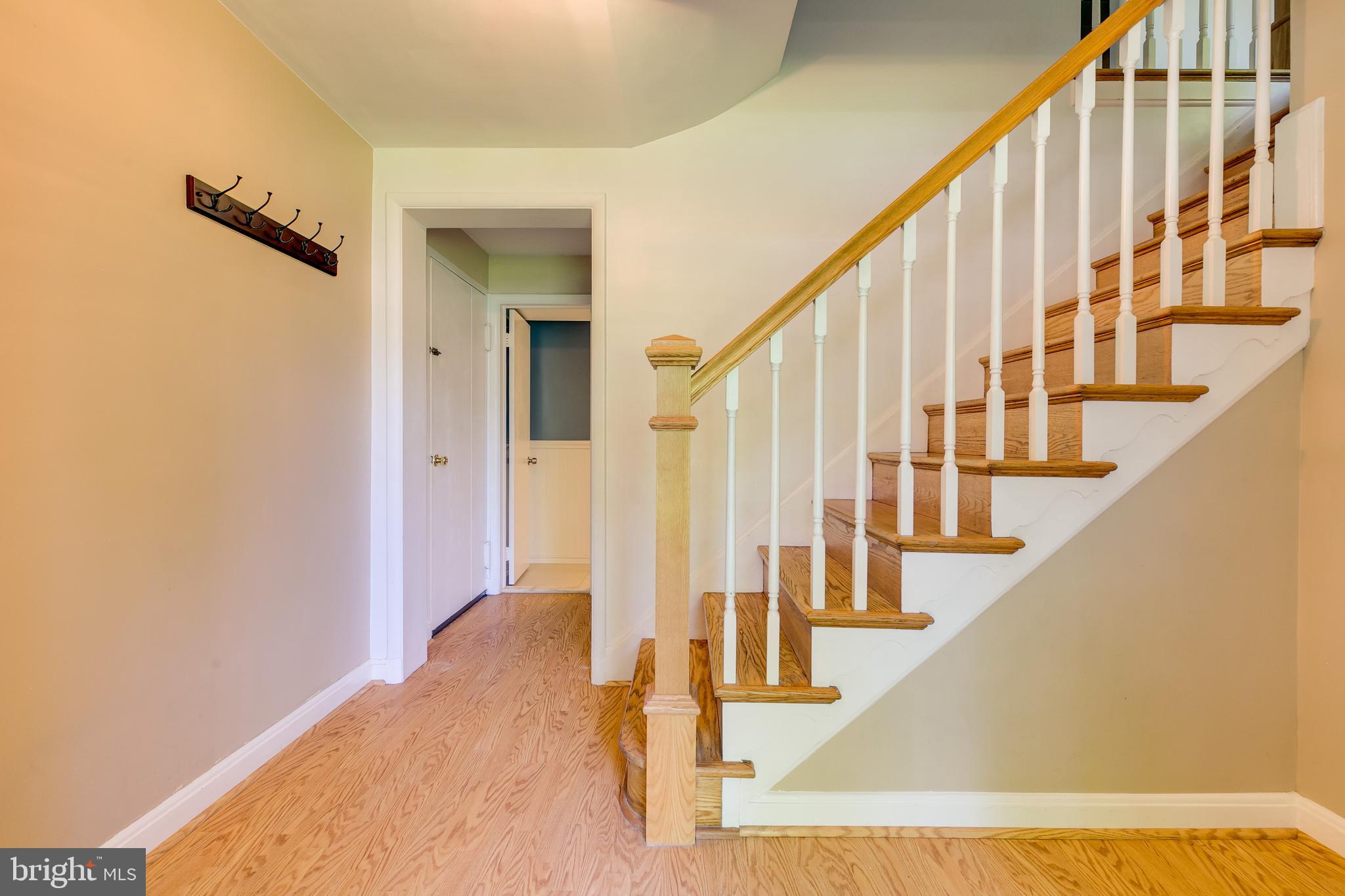 LINCOLNIA HILLS - Residential Lease