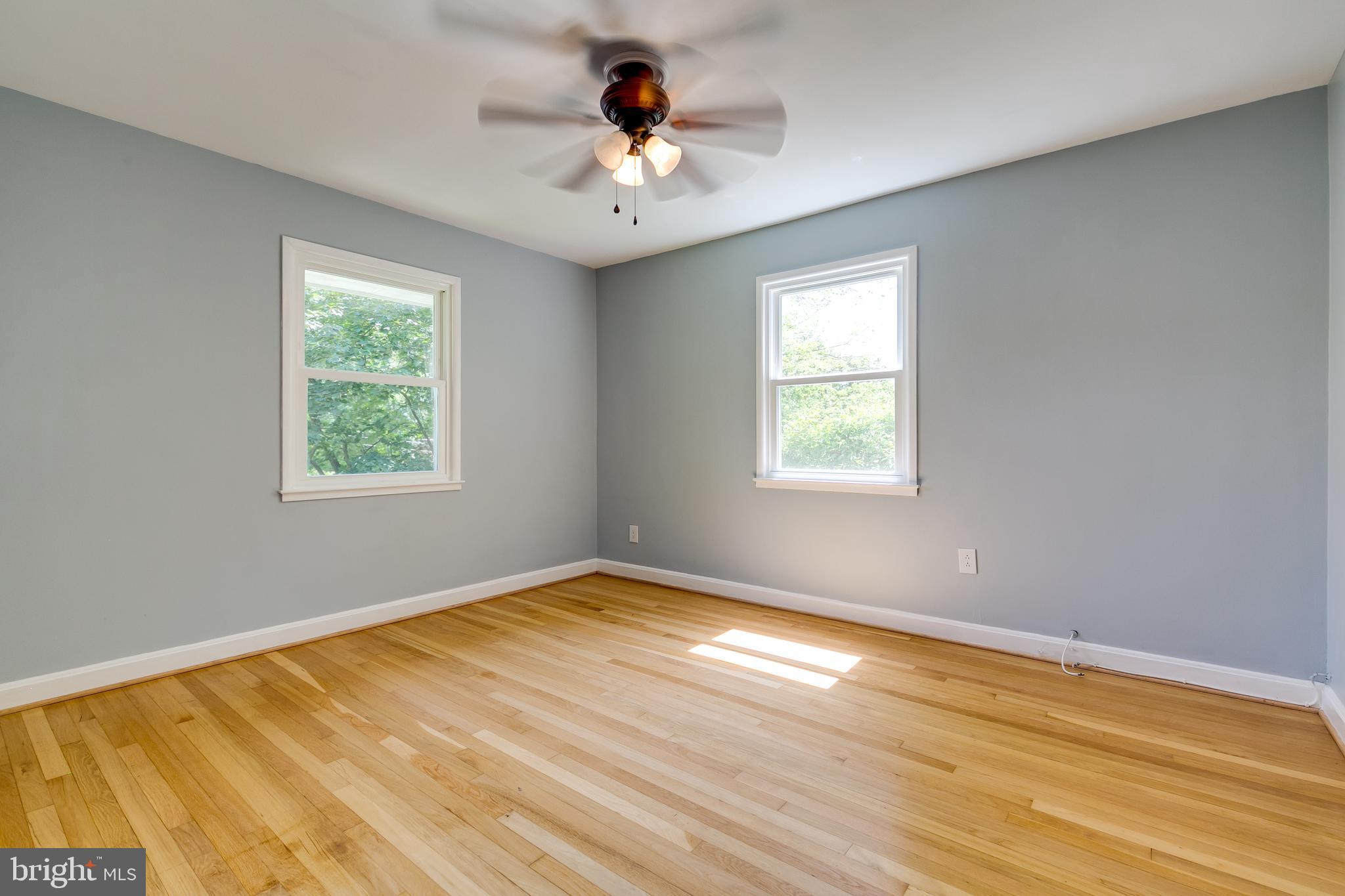 LINCOLNIA HILLS - Residential Lease