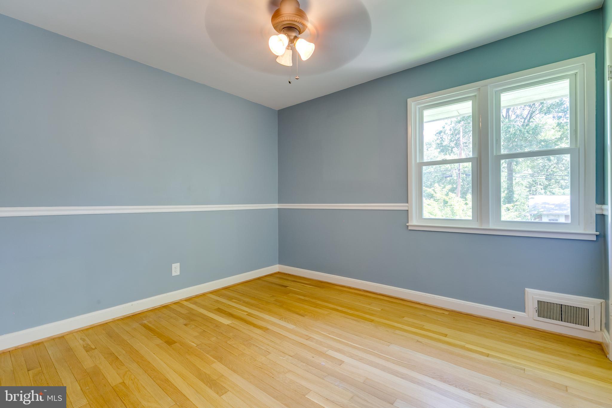 LINCOLNIA HILLS - Residential Lease