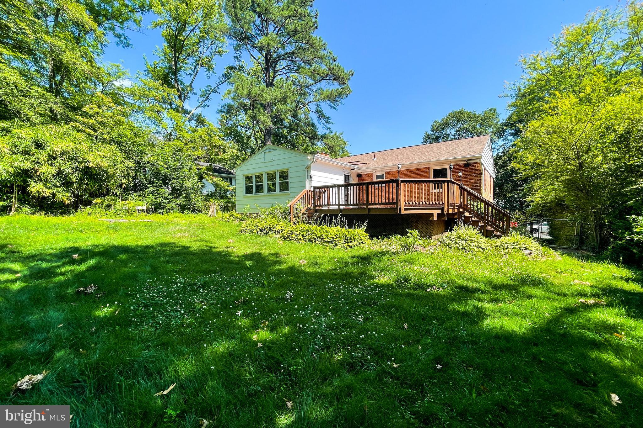 LINCOLNIA HILLS - Residential Lease