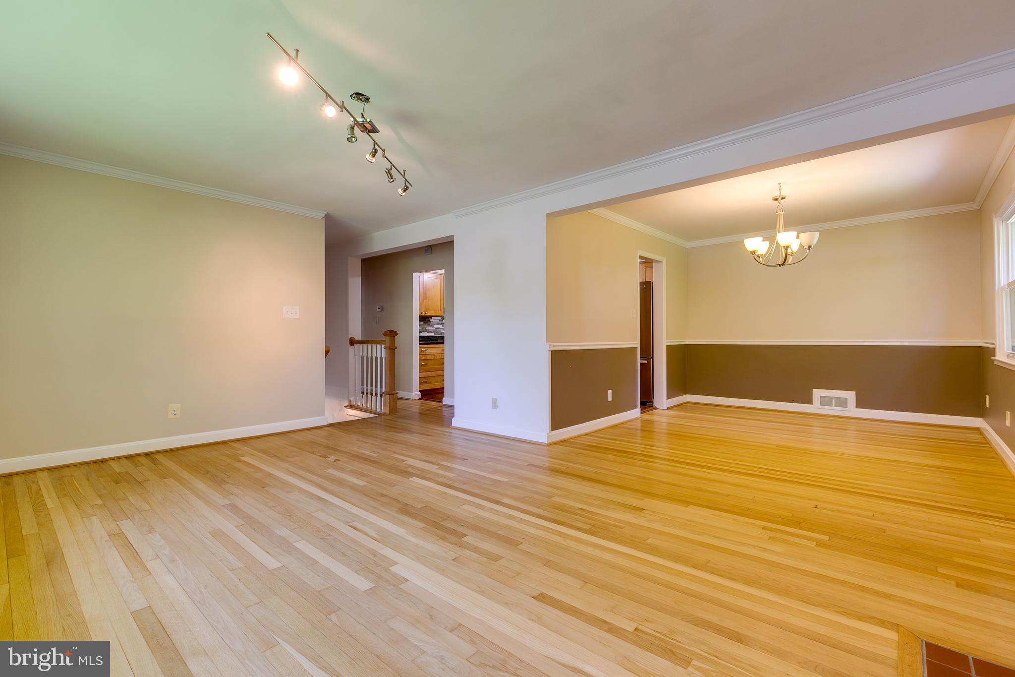 LINCOLNIA HILLS - Residential Lease