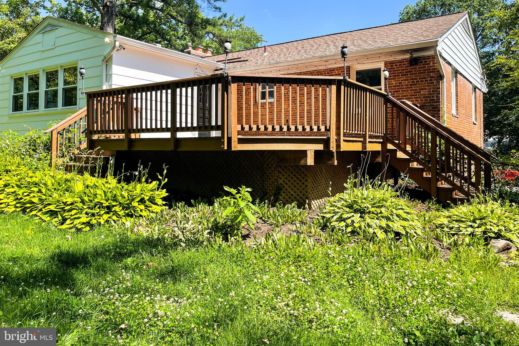 LINCOLNIA HILLS - Residential Lease