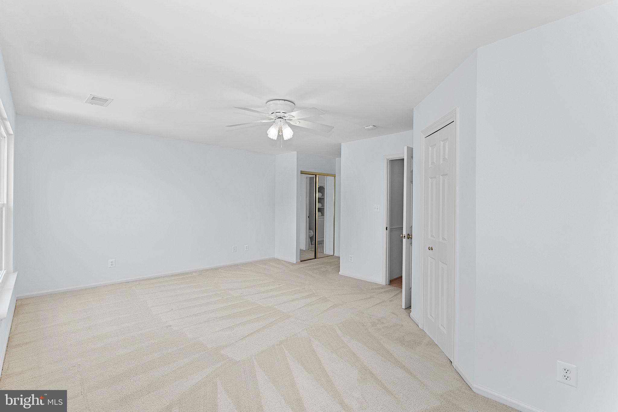 SIGNATURE AT BROADLANDS - Residential