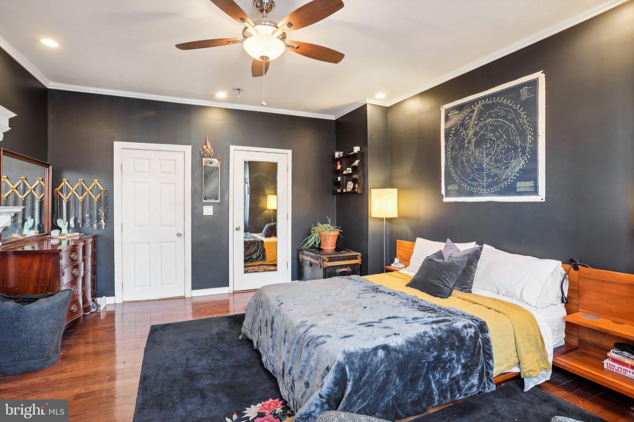 STRAWBERRY MANSION - Residential