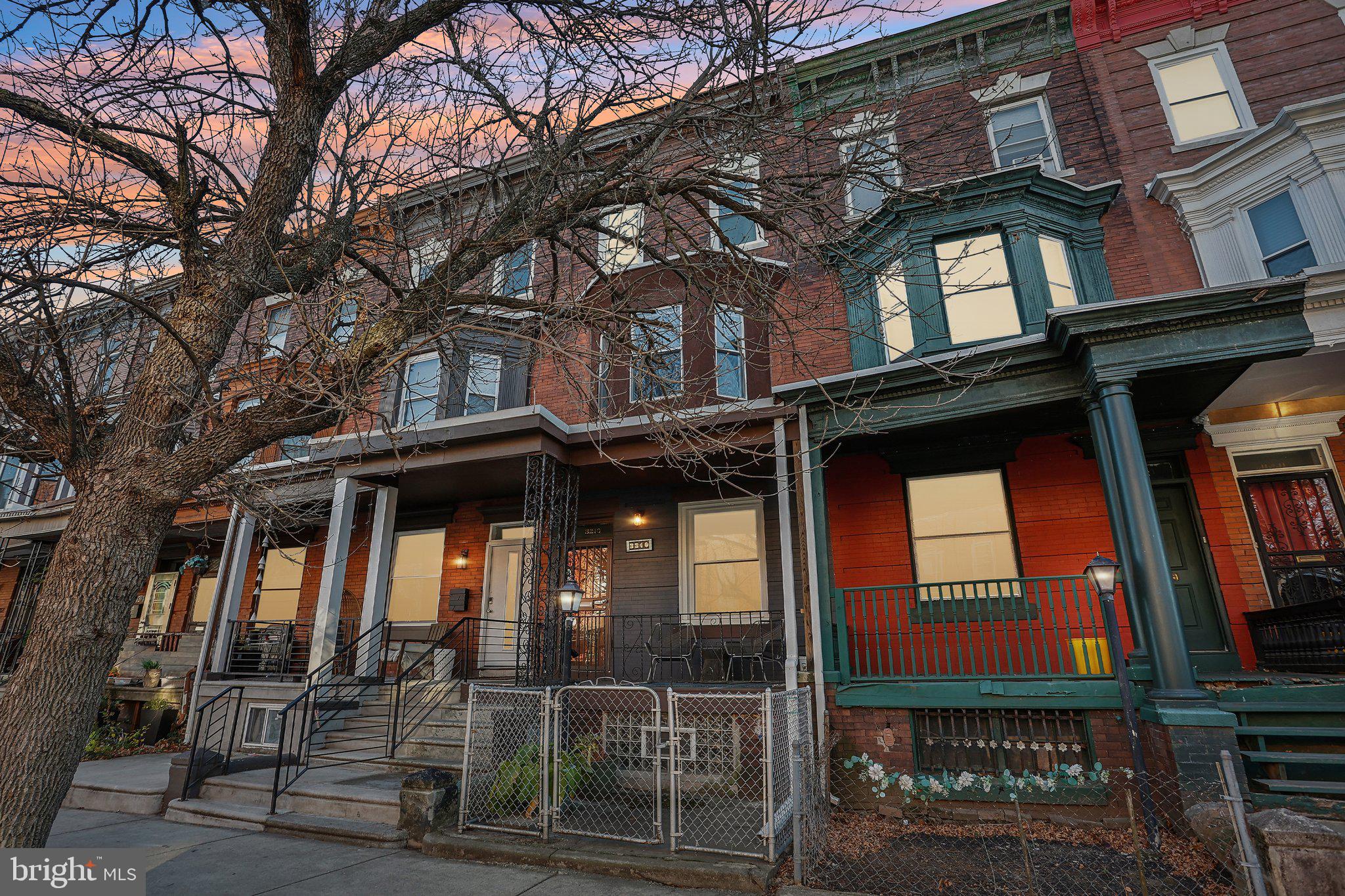 STRAWBERRY MANSION - Residential