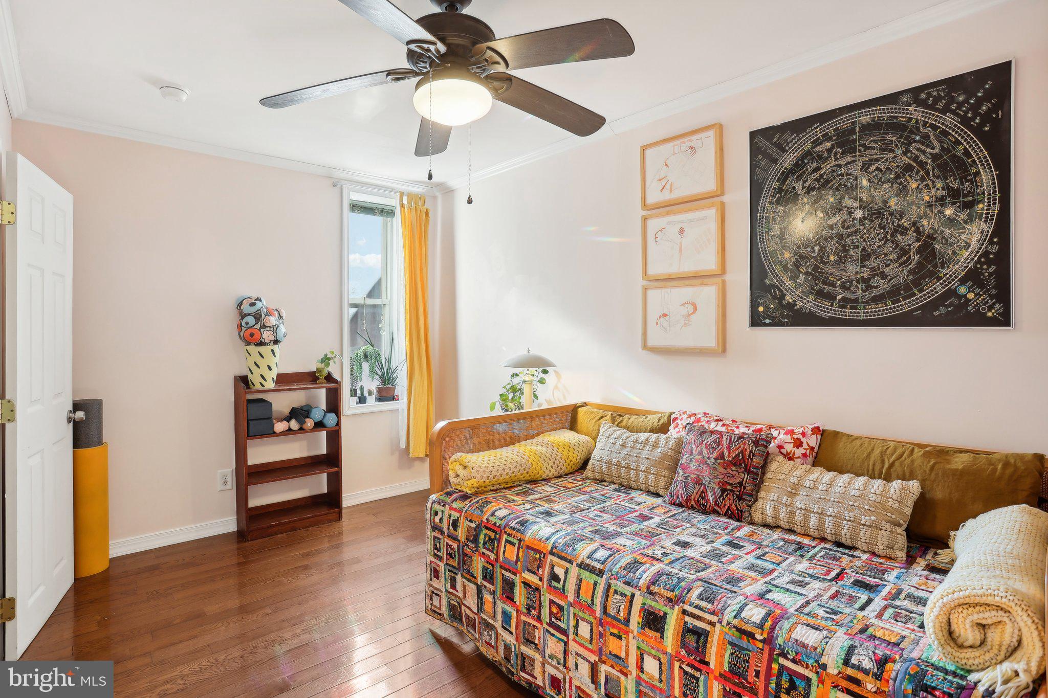 STRAWBERRY MANSION - Residential