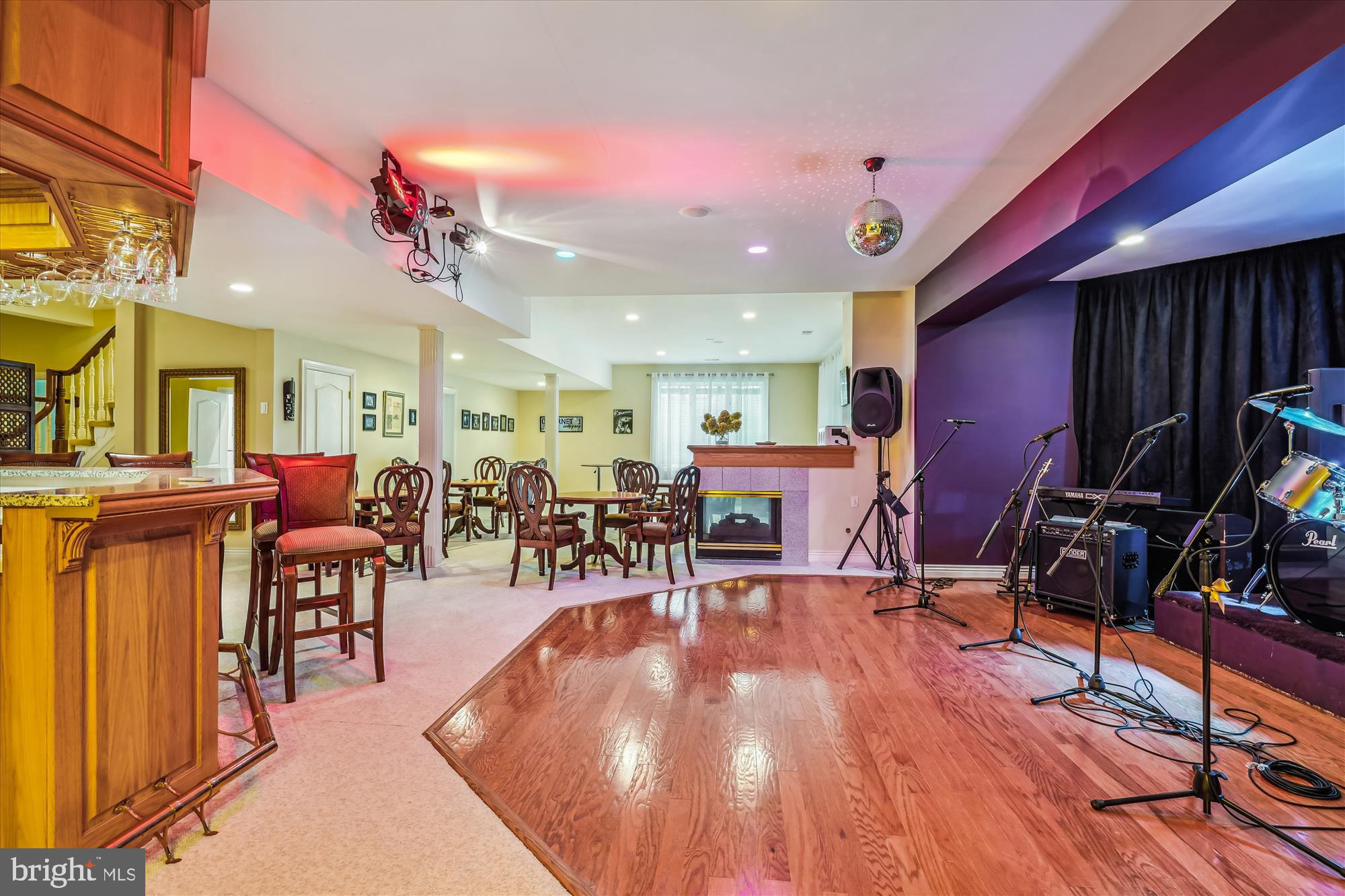 CHEQUERS - Residential