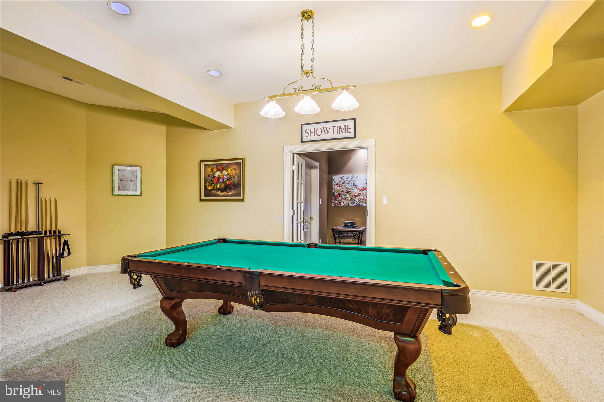 CHEQUERS - Residential