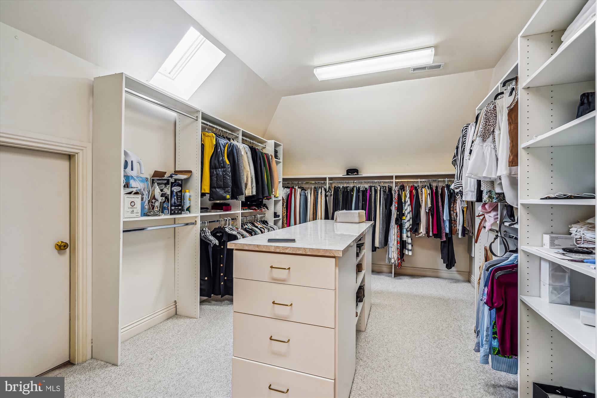 CHEQUERS - Residential