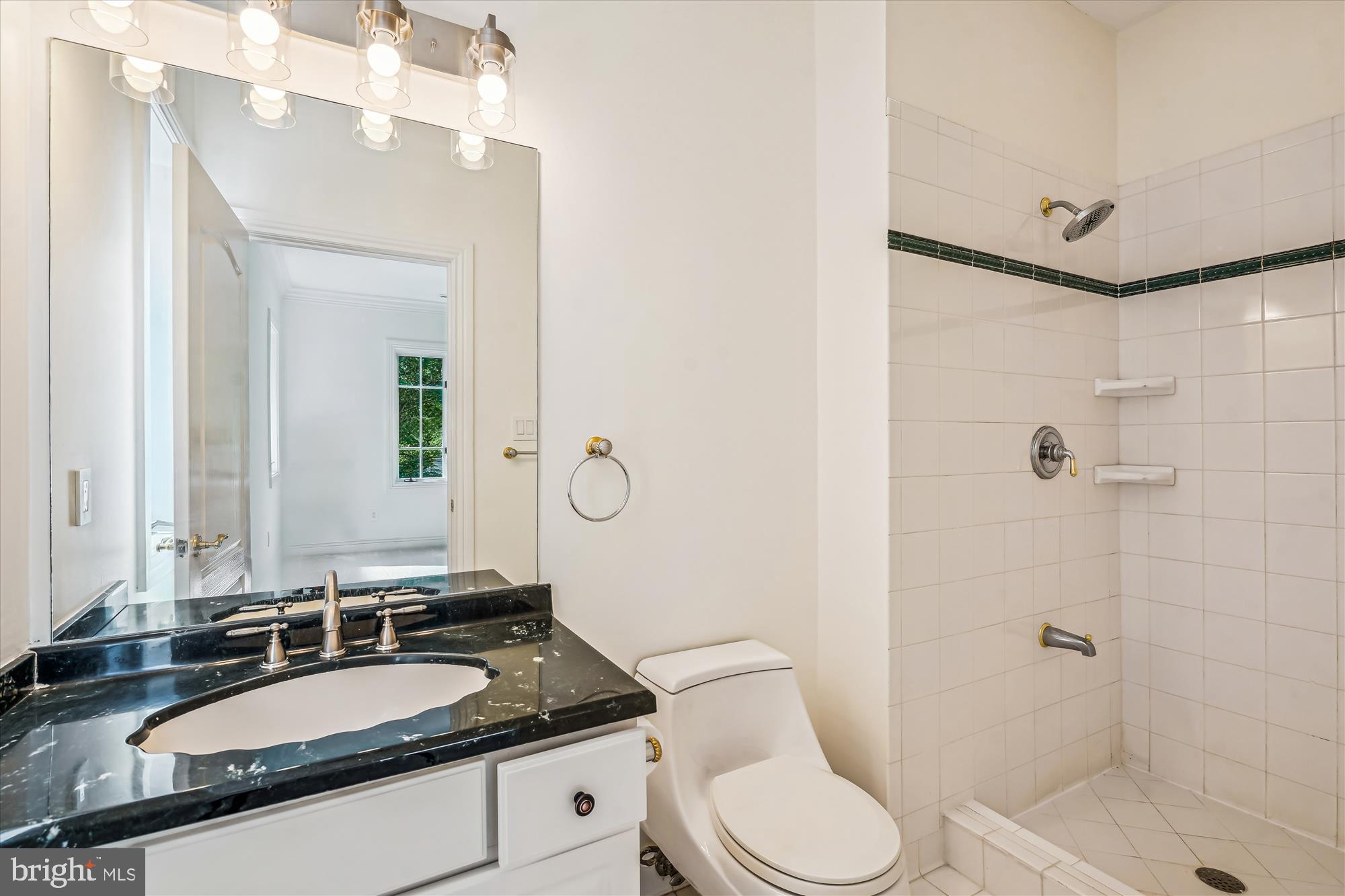 CHEQUERS - Residential