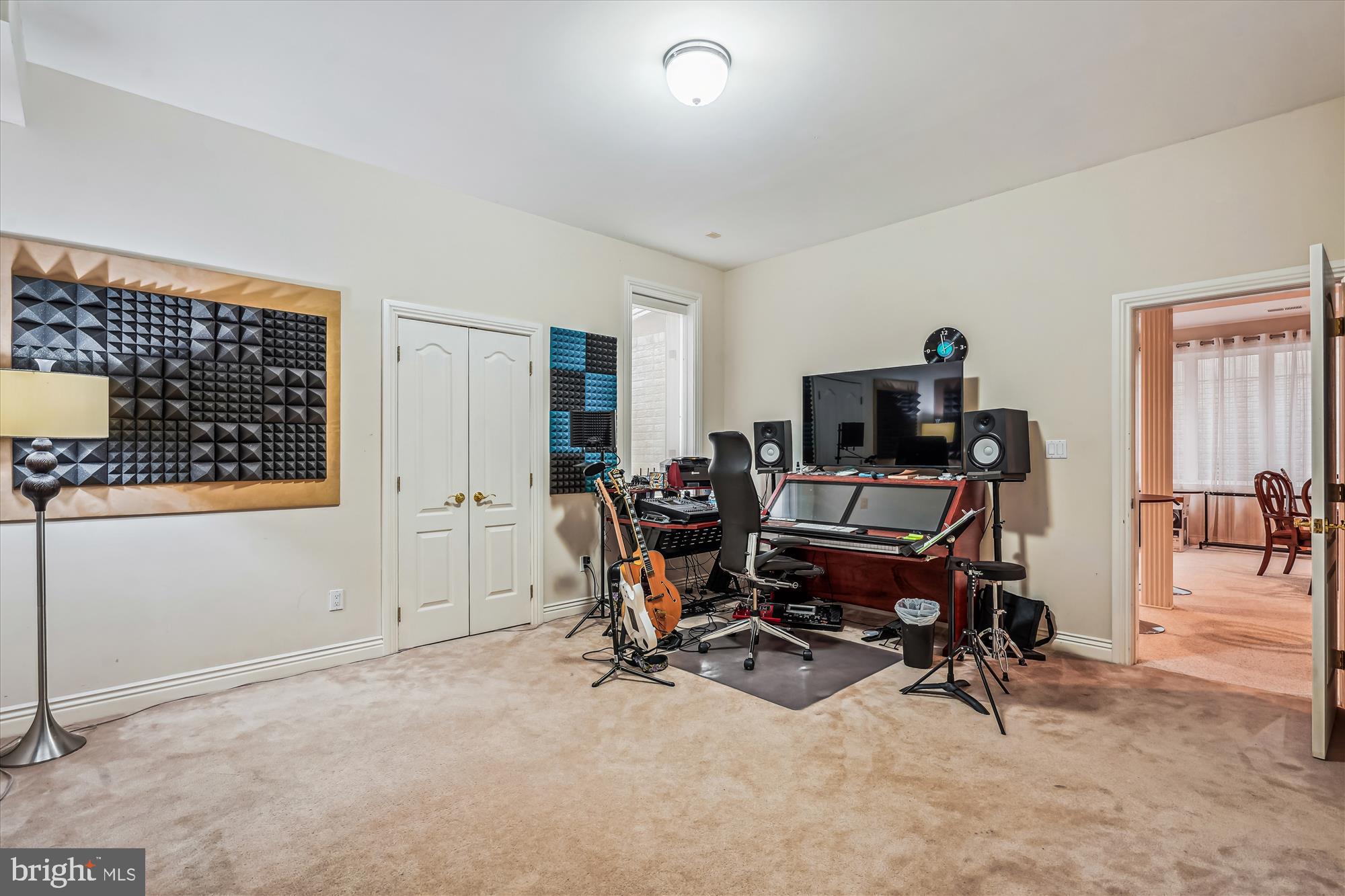 CHEQUERS - Residential