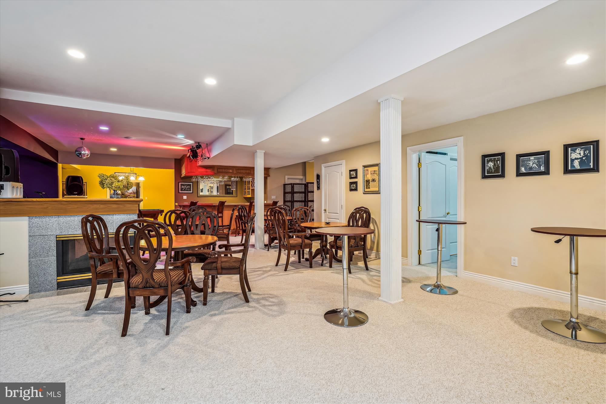 CHEQUERS - Residential