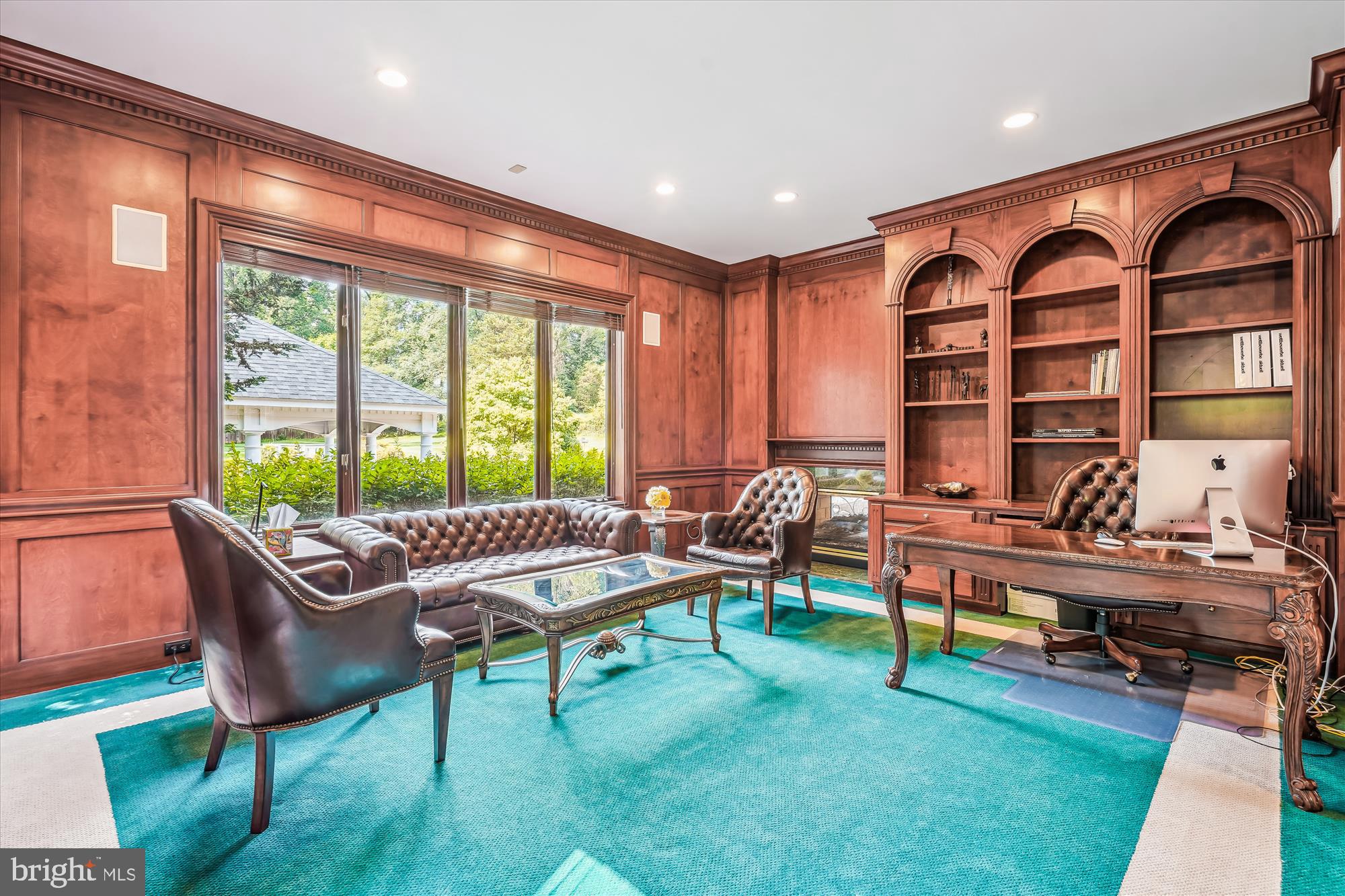 CHEQUERS - Residential