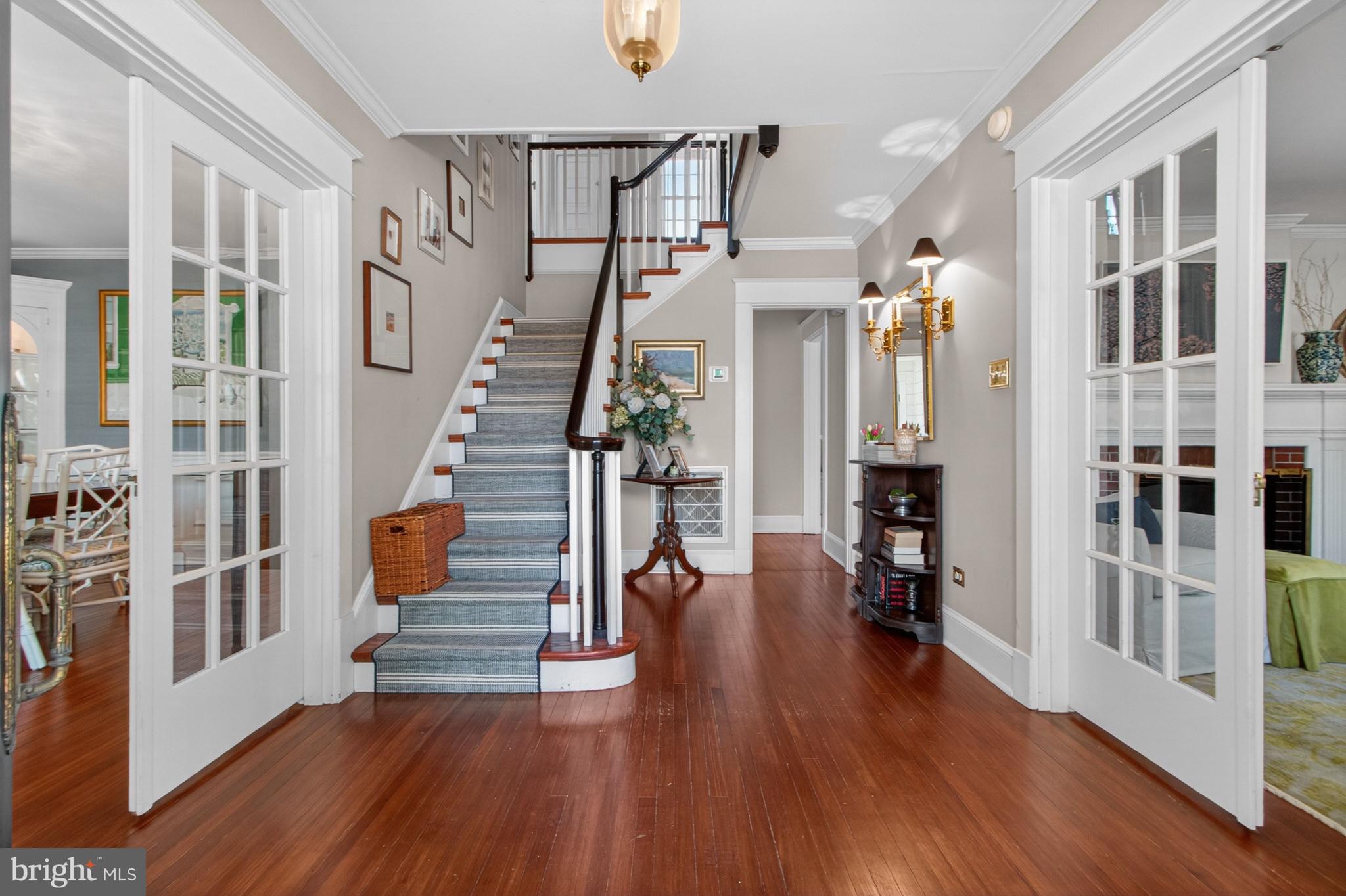 DEVRIES CIRCLE - Residential