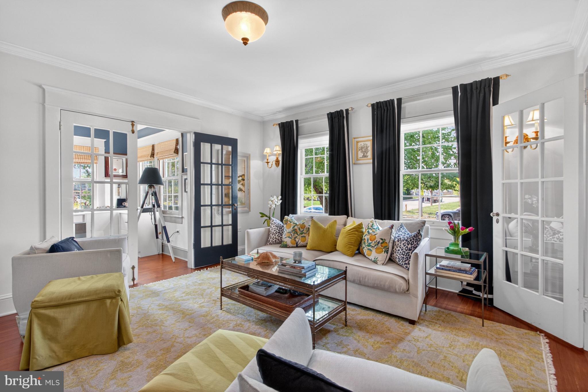 DEVRIES CIRCLE - Residential