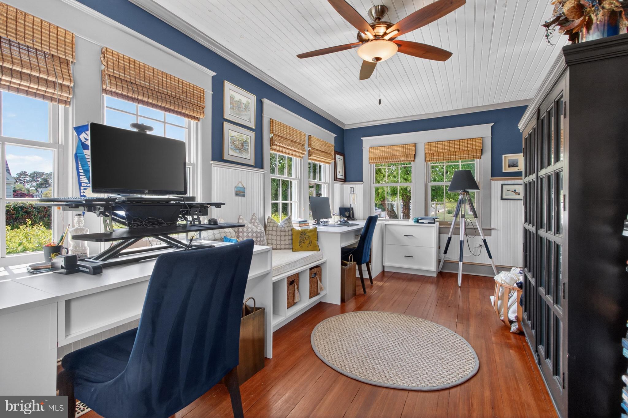 DEVRIES CIRCLE - Residential