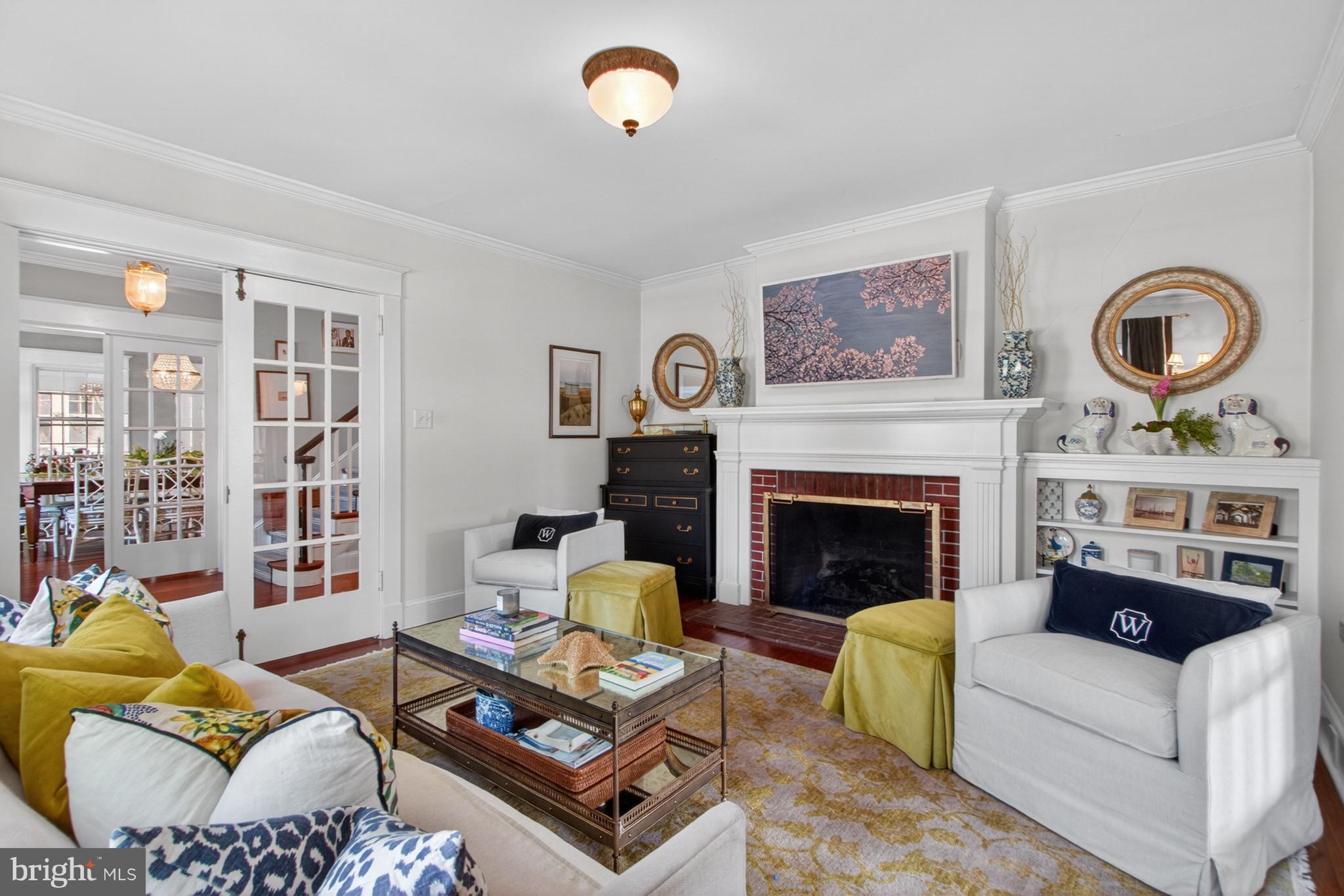 DEVRIES CIRCLE - Residential