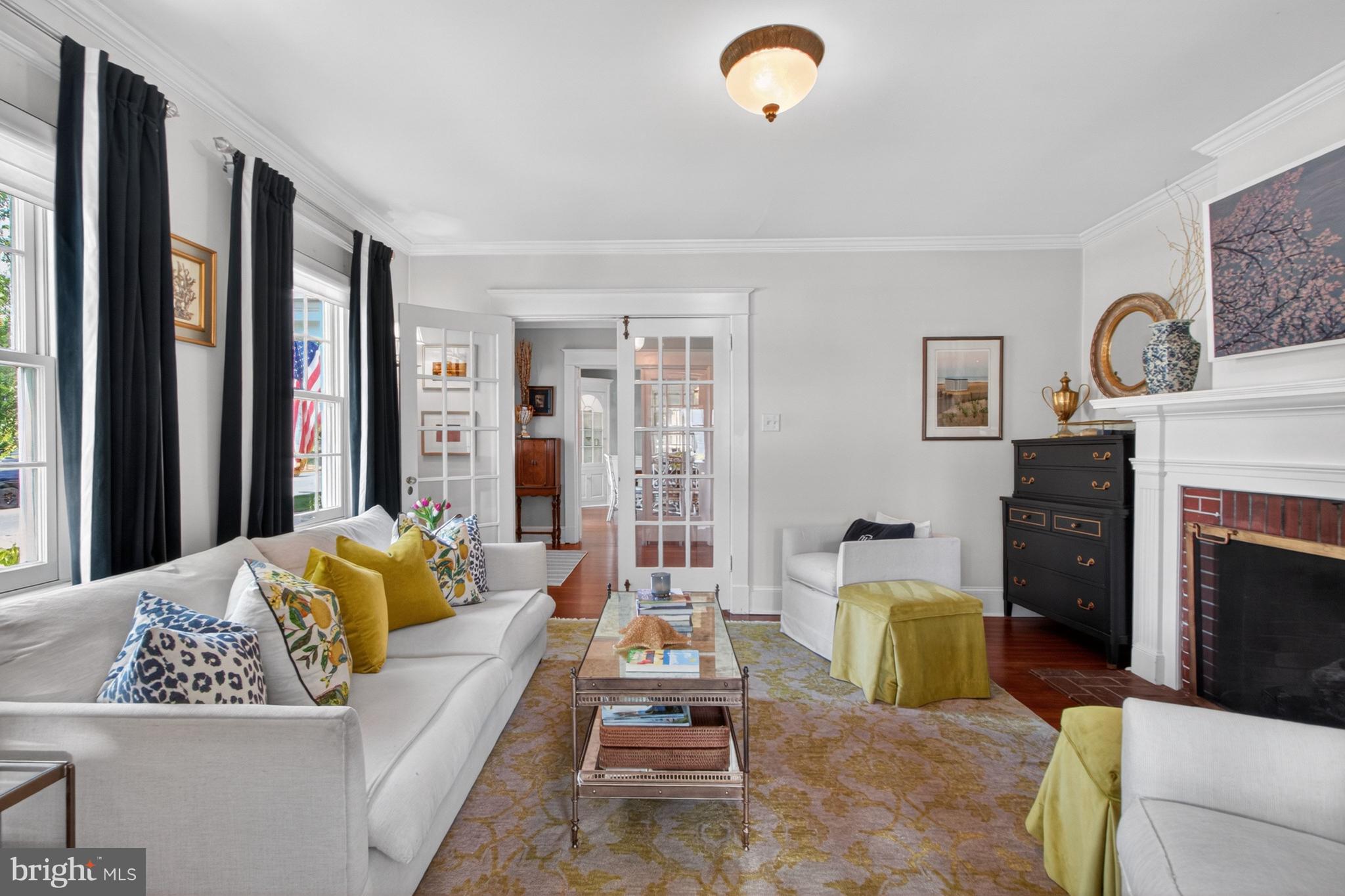 DEVRIES CIRCLE - Residential