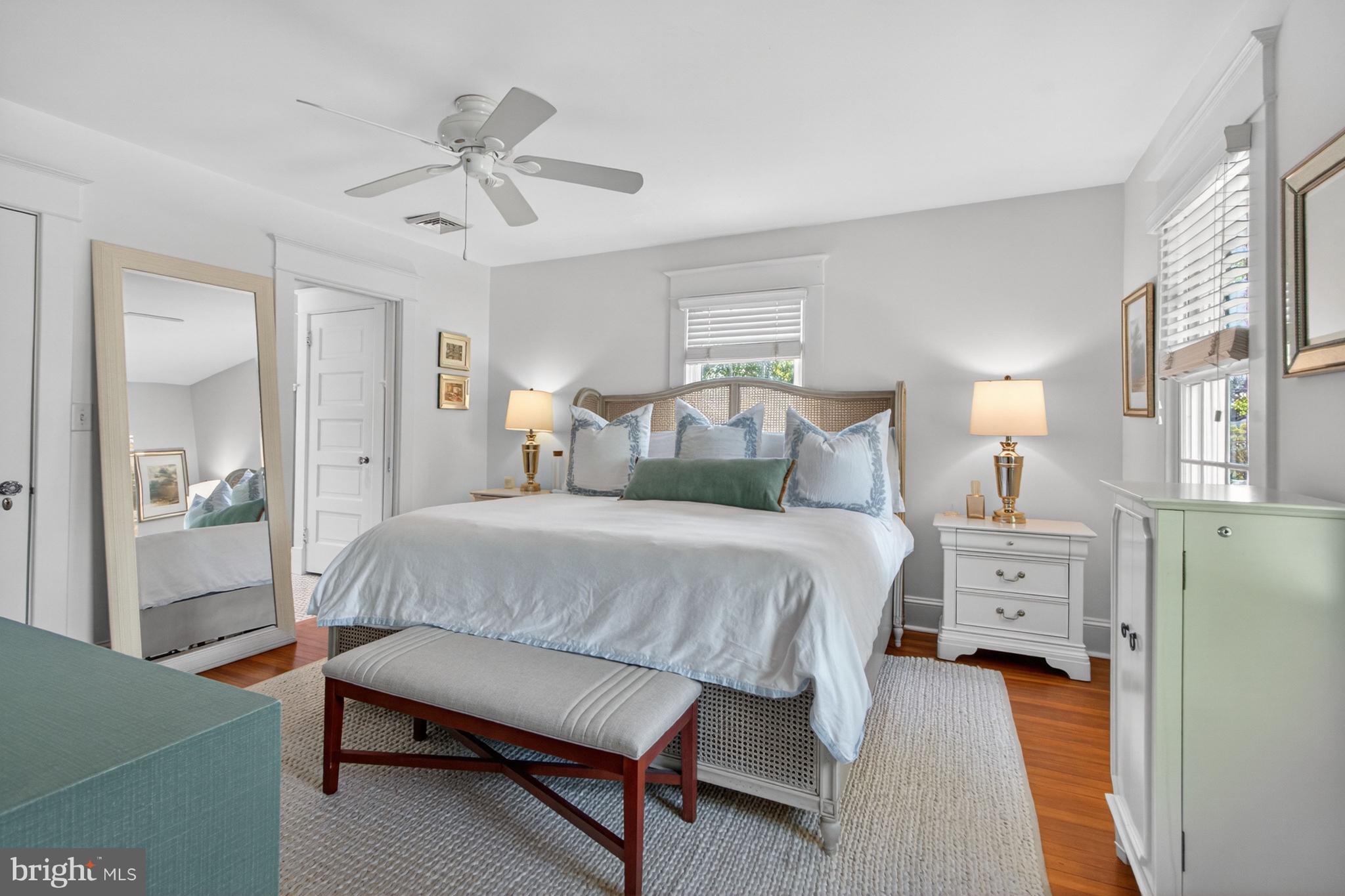 DEVRIES CIRCLE - Residential